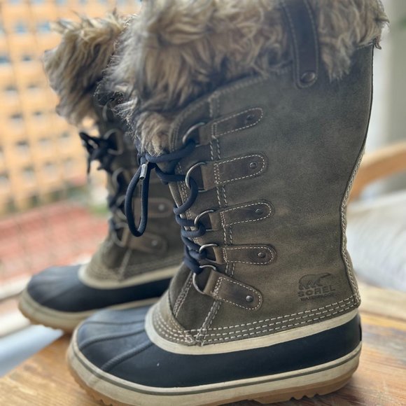 Women's Sorel Joan of Arctic Winter Boot - Picture 1 of 4